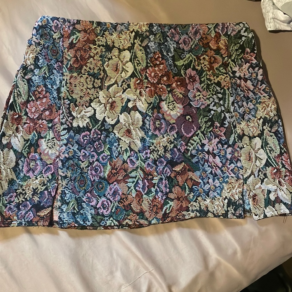 Floral Mini skirt
